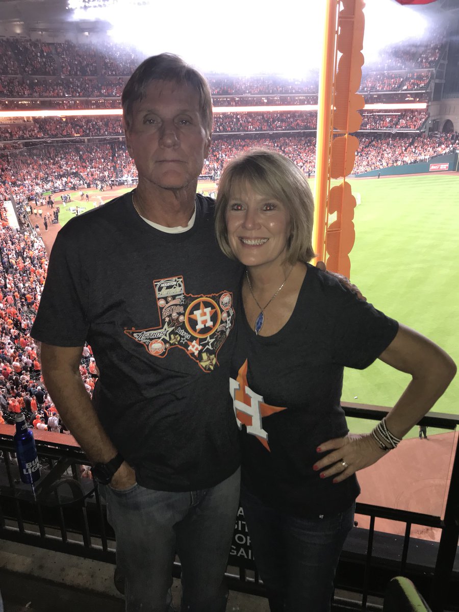 Go ASTROS!! What a blast watching them WIN!