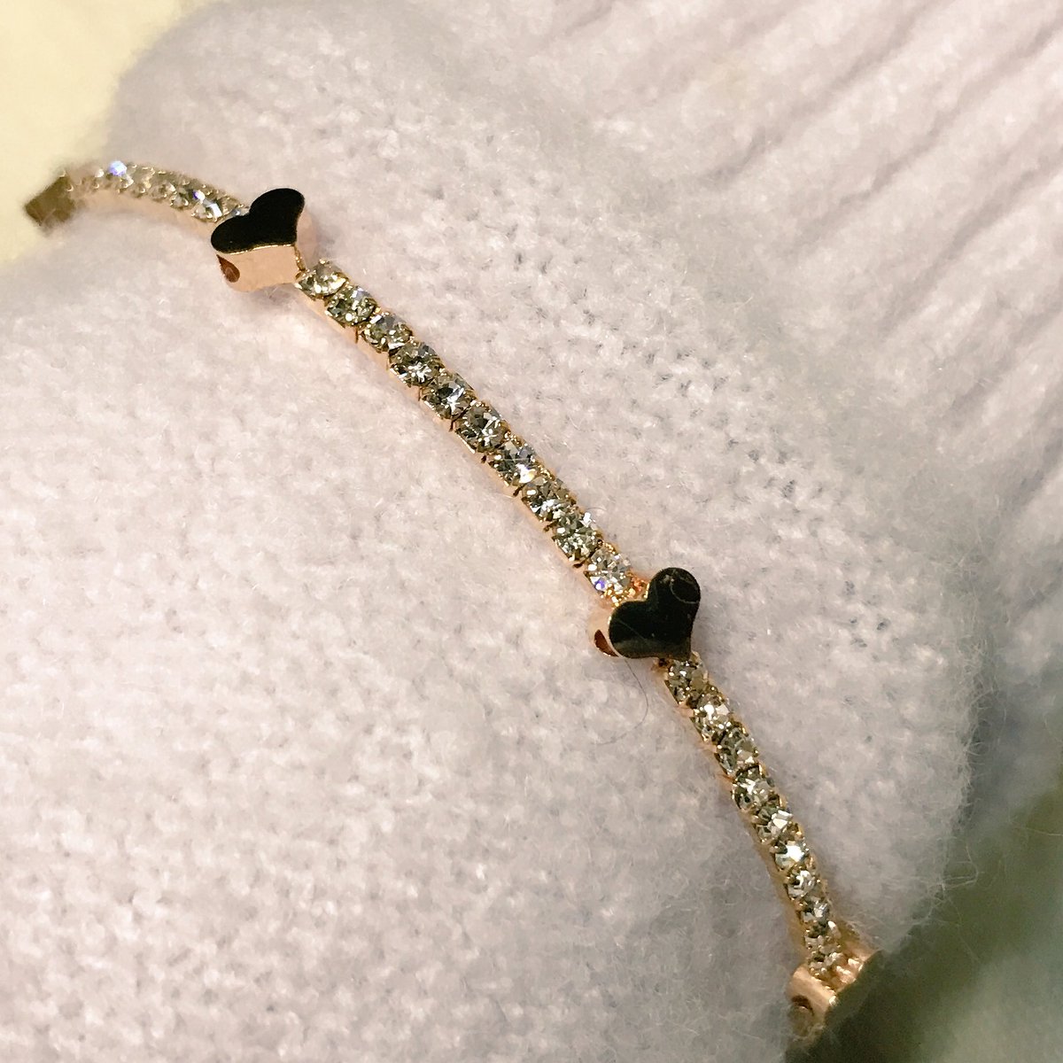 TedBerry_jp's tweet photo. 🔸🔸🔸🔸🔸🔸🔸🔸🔸🔸🔸
きらきらのバングルがかわいい💖
メルカリで販売中🗝750円〜🐰🍬
新品💫送料無料💫
🔸🔸🔸🔸🔸🔸🔸🔸🔸🔸🔸 https://t.co/8ZY0Nvl1UB