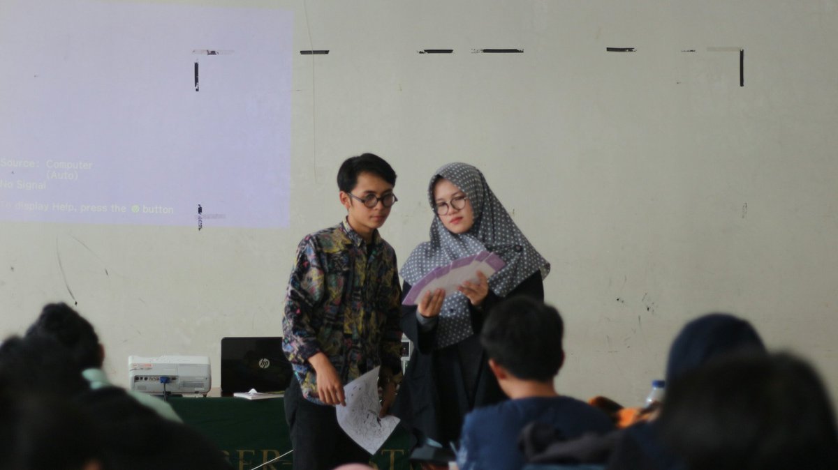 [LIVE REPORT]

Tengah berlangsung workshop doodles nih di #djamoe6 kamu yang belum ke djamoe6 ini hari terakhir loh! Hayu ah 🍃