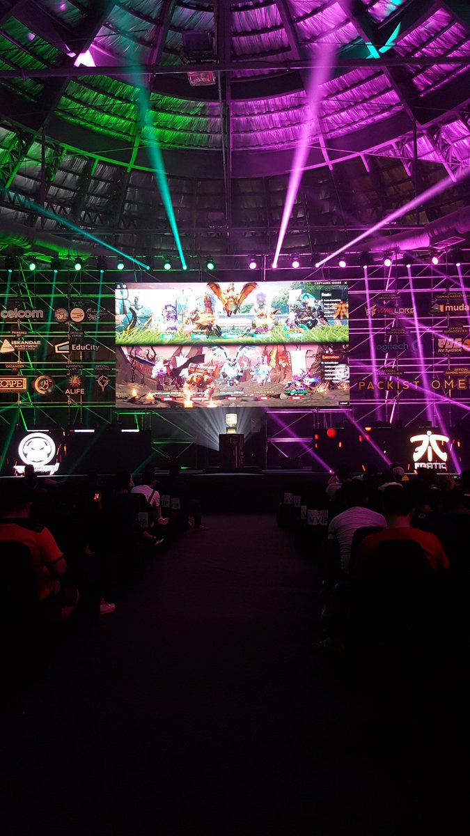TMLasia's tweet photo. Game 2, FIGHT! #tml2017 https://t.co/ilzD393eGl