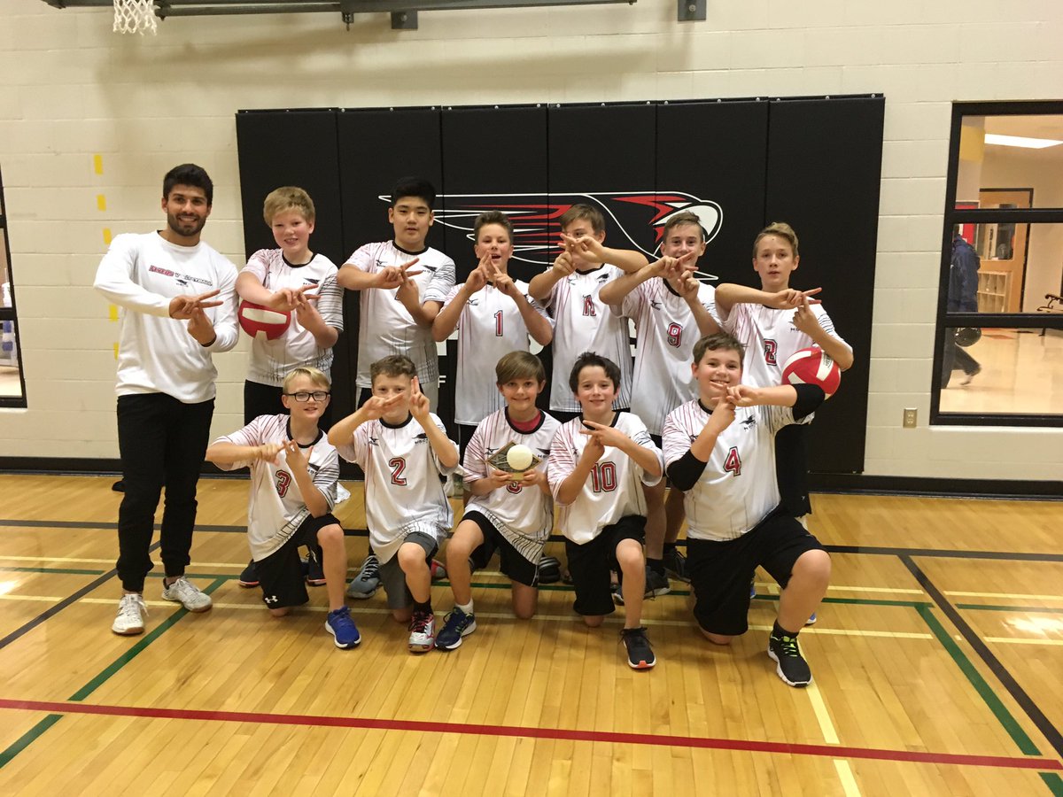 HolySpiritDevon's tweet photo. Another successful soar above invitational tournament weekend. So proud of our teams. First for boys and second for girls. Way to #repthef https://t.co/YazP0pZgiZ