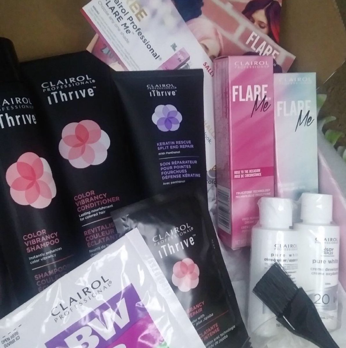 madbowens95's tweet photo. @Influenster #BoldHairChallenge #ClairolProVIP #Complimentary #Contest https://t.co/WGD5Omu1rc