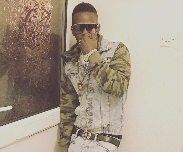 skata009 tweet picture
