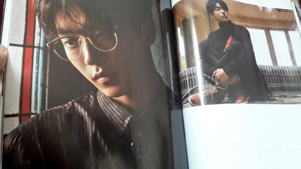 NamjoohyukTH's tweet photo. [กิจกรรม] สุ่มแจกนิตยสาร Cosmopolitan ฉบับเดือนกันยา 1เล่ม
*กติกา* รีทวิตนี้เท่านั้น!
ประกาศผู้โชคดี 23 ต.ค. 12.00น.
ใครมีแต้มบุญรีวนไปค่ะ 😄 https://t.co/7SInPy8L5u