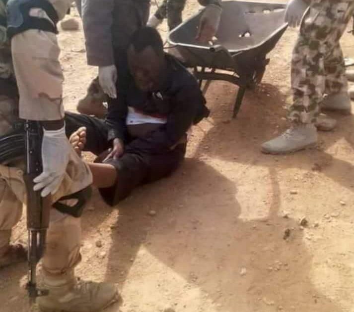 zinadabo's tweet photo. Dear @MBuhari how can a Pres committee on Shi'a killings ve credibility in d eyes of d world if u won't #LetZakzakySpeakToPress @Amaka_Ekwo https://t.co/kufJyESMrU