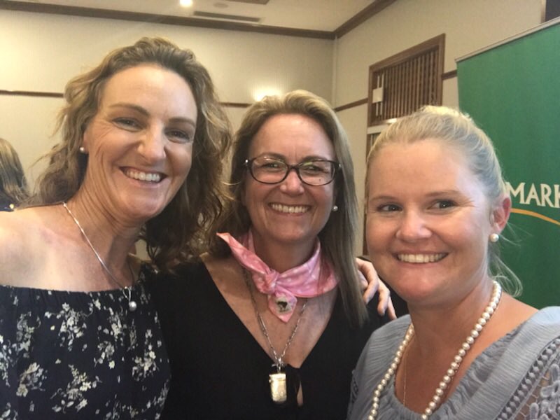 CaitMills18's tweet photo. So great to meet this legend @pipcourtney love your success story and loved having a yarn with u. Thanks 4 sharing our stories #ruralwomen https://t.co/K2tZ4SHhFH