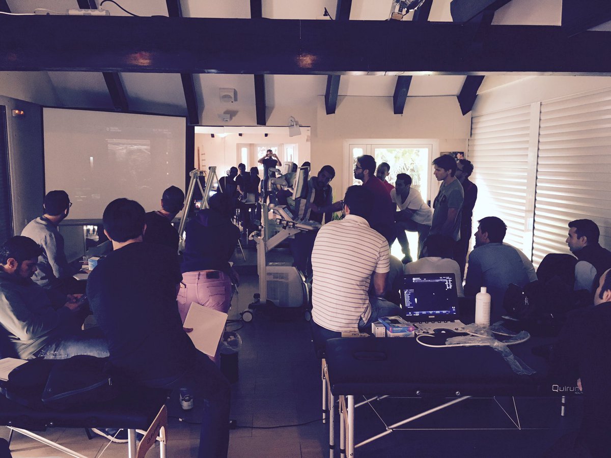 #NMP #neuromodulacionpercutanea #10 edición terminando la mañana de seminario 1 abordajes en región cervical con <a href="/ValdesusoNMP/">Raúl Valdesuso</a> <a href="/Venturias/">Buenaventura</a>