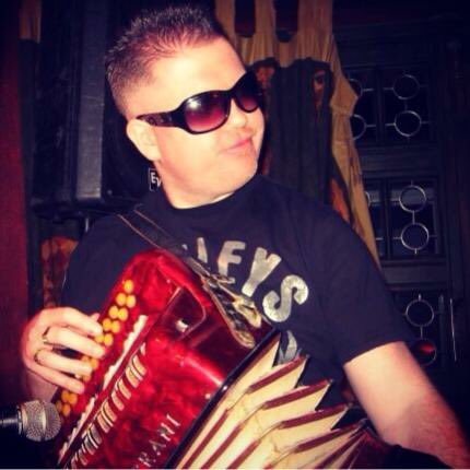 biblecodesunday's tweet photo. Andy will be joined by Liam &amp; Mark from The Monday Club in O'Brien's, West Ealing tonight from 7-9pm! Be afraid, be very afraid! 👻🍻#Melojun https://t.co/Bx3QYBHmpc