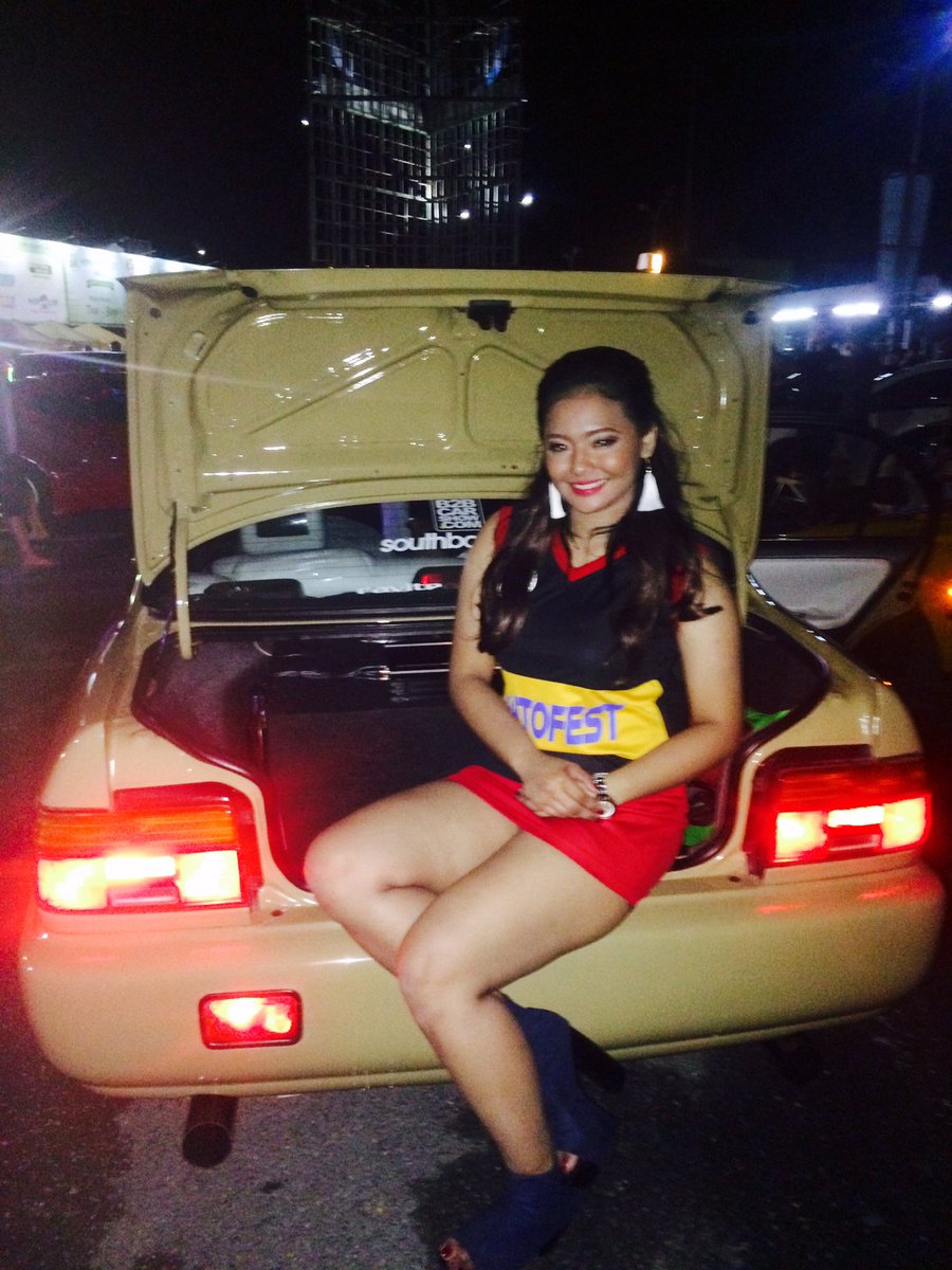 divinereyes_'s tweet photo. Autofest 2017 🚘💋 #mainmodel #autofestbabe https://t.co/MJ5USjJIXD