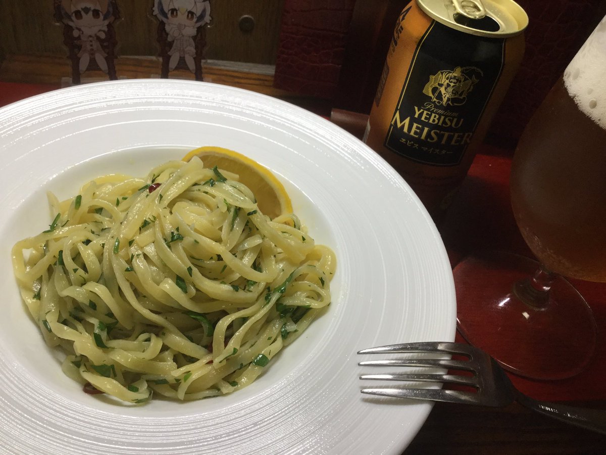 大刀 ザ ヒュージザンバー On Twitter 映画シェフ風ペペロンチーノ パスタ 生が良い 120g ニンニク 一欠片 輪切り唐辛子 小さじ1 オリーブオイル 大さじ2 塩 小さじ1 2 イタリアンパセリ 5g レモン 1 4個 ニンニク 唐辛子を弱火で1分 油で香りを出し