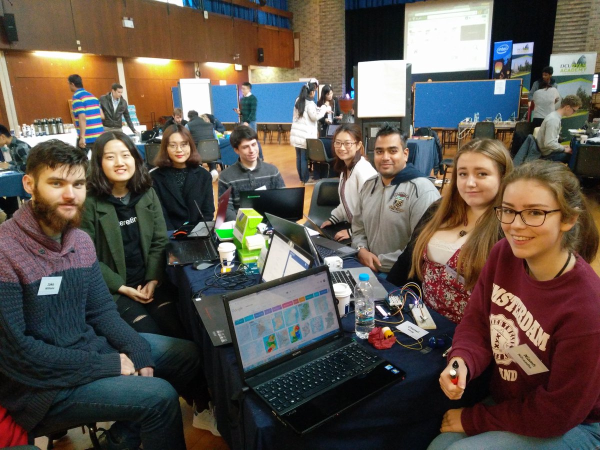 RyanAcademy's tweet photo. @Turas4STEAM working hard to make Irish education that bit more fun for students in school with their amazing game!! #STEAMhack https://t.co/hVMMDckmoE
