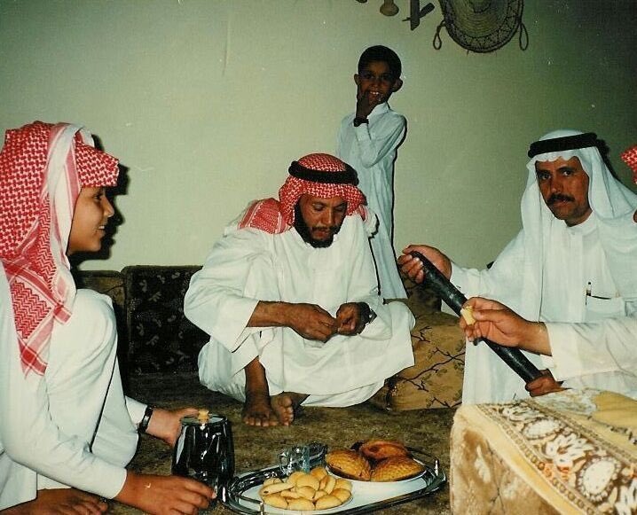 #حط_صورتك_وانت_صغير