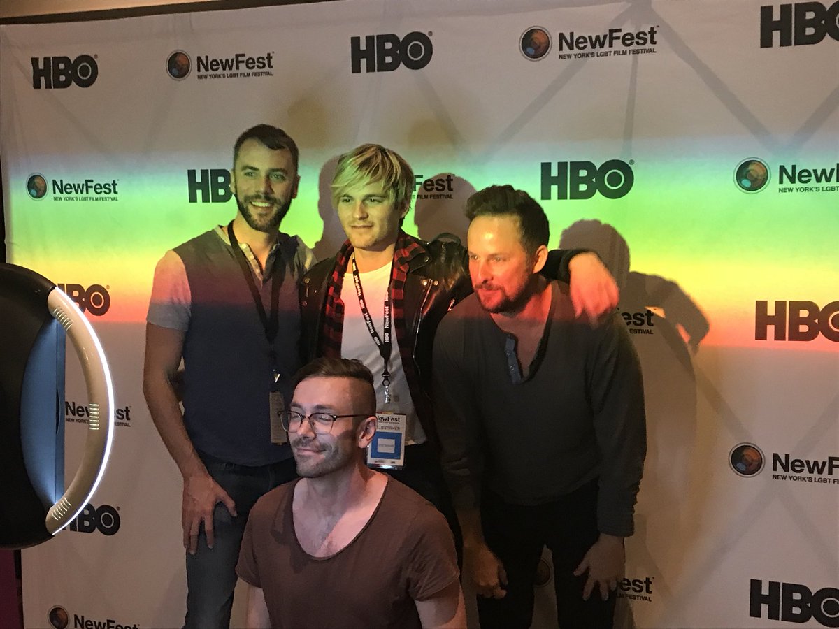 tommy_geraci_'s tweet photo. BIG thanks to @lyft for sponsoring @NewFestNYC &amp; for the great photo booth! I think @EastSidersTV had fun! #Eastsiders #tv #television https://t.co/EUs6sxYg1w
