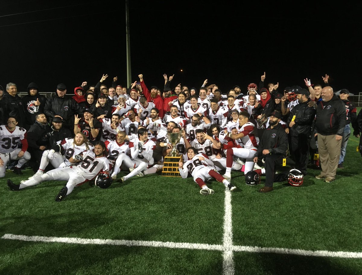 CJFLnews's tweet photo. Congratulations to the @ViRaiders on winning the 2017 BC Conference Cullen Cup with an upset 21-7 victory over the @WestshoreRebels.  It's the #Raiders first title since 2013 and will now play in the #CJFL National Semi-Final next week.  Photo: @BulletinSports https://t.co/tl6TxKVPAM
