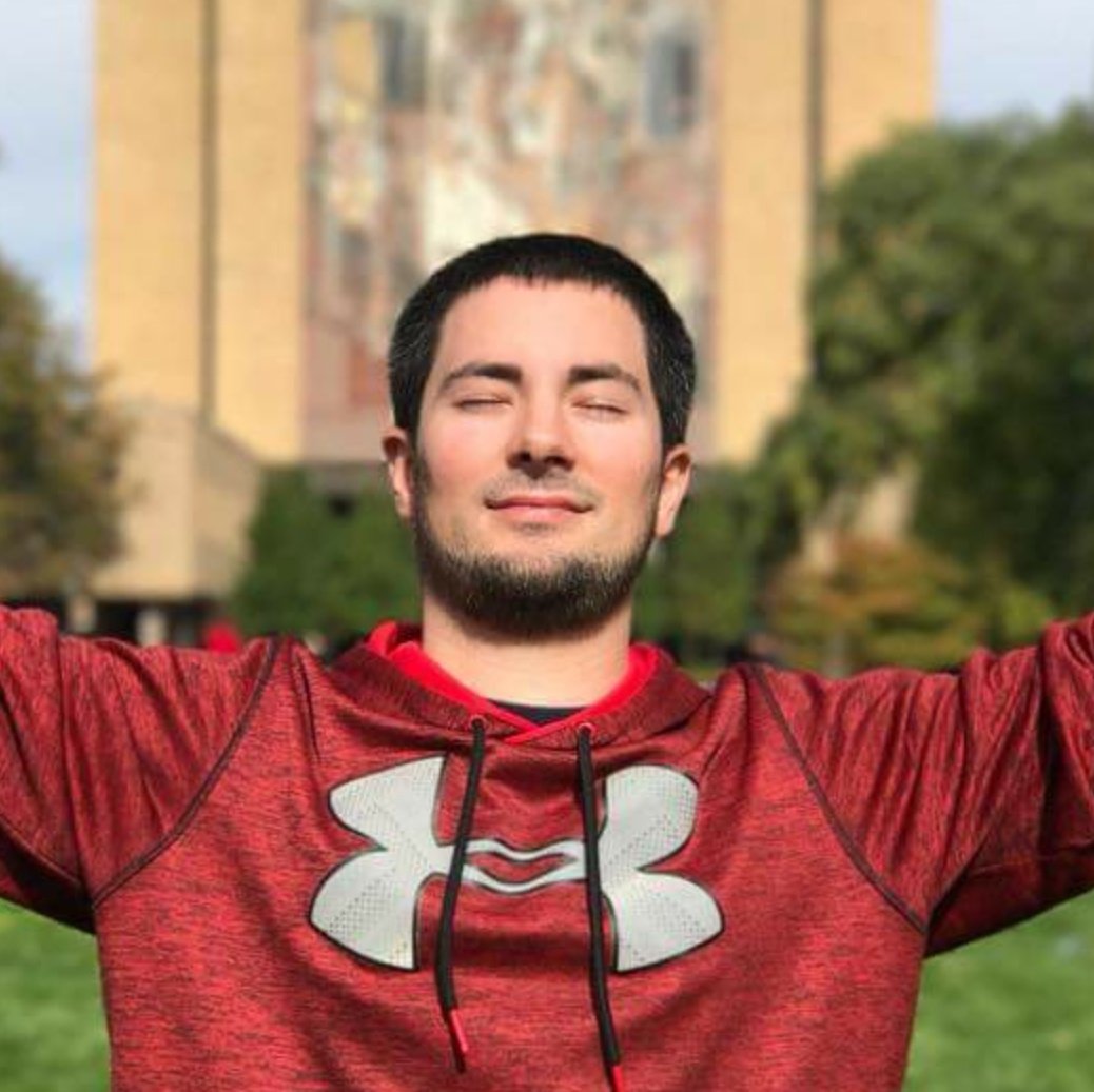 FakeFakeTyler's tweet image. My name is Tyler, I live on the second floor