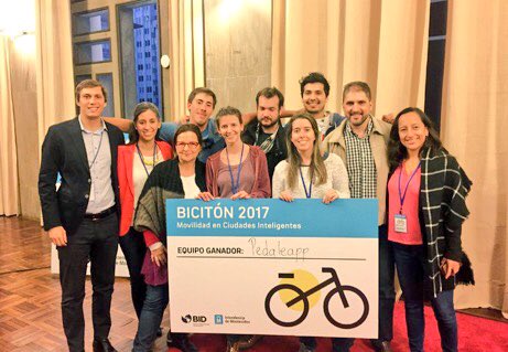 JuanPabloLopezG's tweet photo. Desde @el_BID y @montevideoIM felicitamos a #Pedaleapp, los ganadores de la #BicitonMVD2017 en Montevideo🇺🇾. Gracias a todos por participar! https://t.co/5mCcVMB1l2