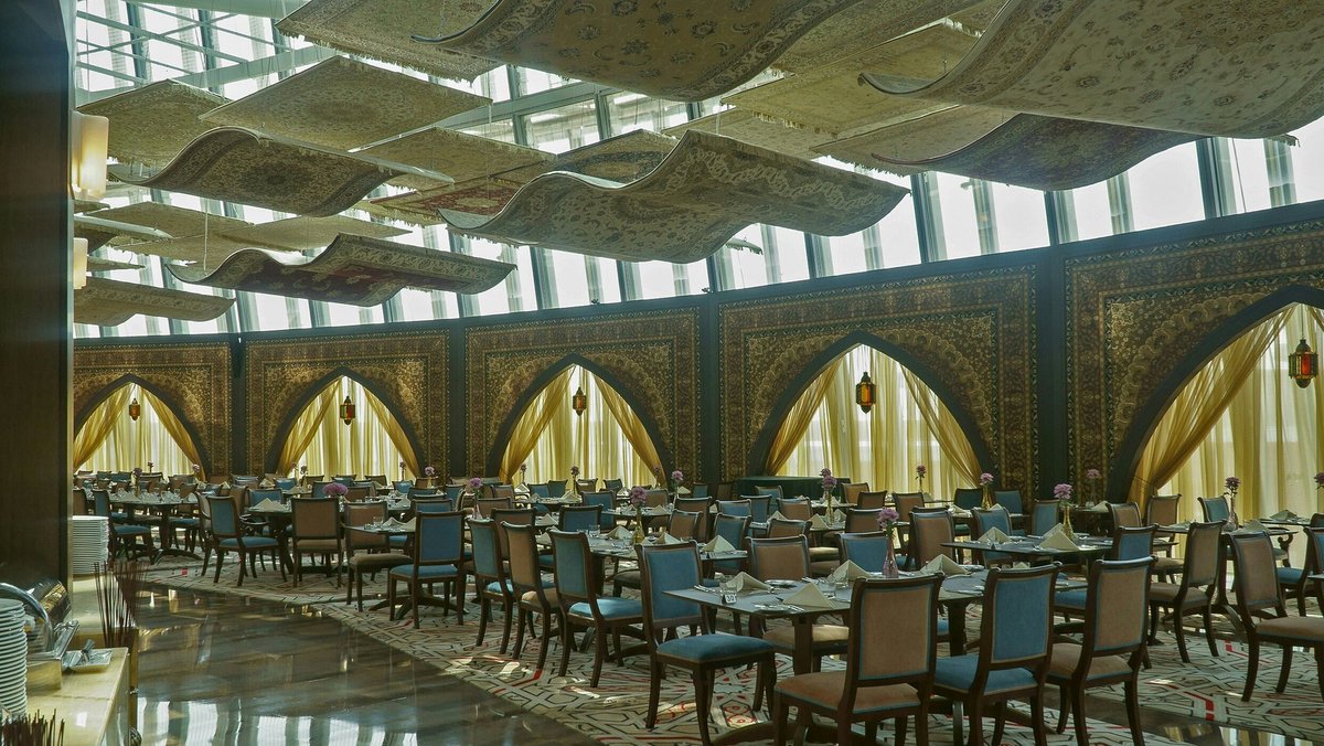 TheTorchDoha's tweet photo. Enjoy exquisite dining in a modern design restaurant featuring International cuisines and live cooking stations!
https://t.co/Q1qowYSW9a https://t.co/1dYu6Pe2f9