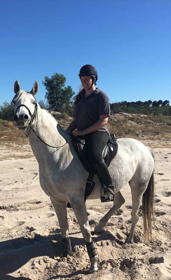 TeresaLEsplin's tweet photo. Met a new #friend this week with a long and fancy name! #horses #riding #happiness #AngloArab https://t.co/K8ebtKz55O