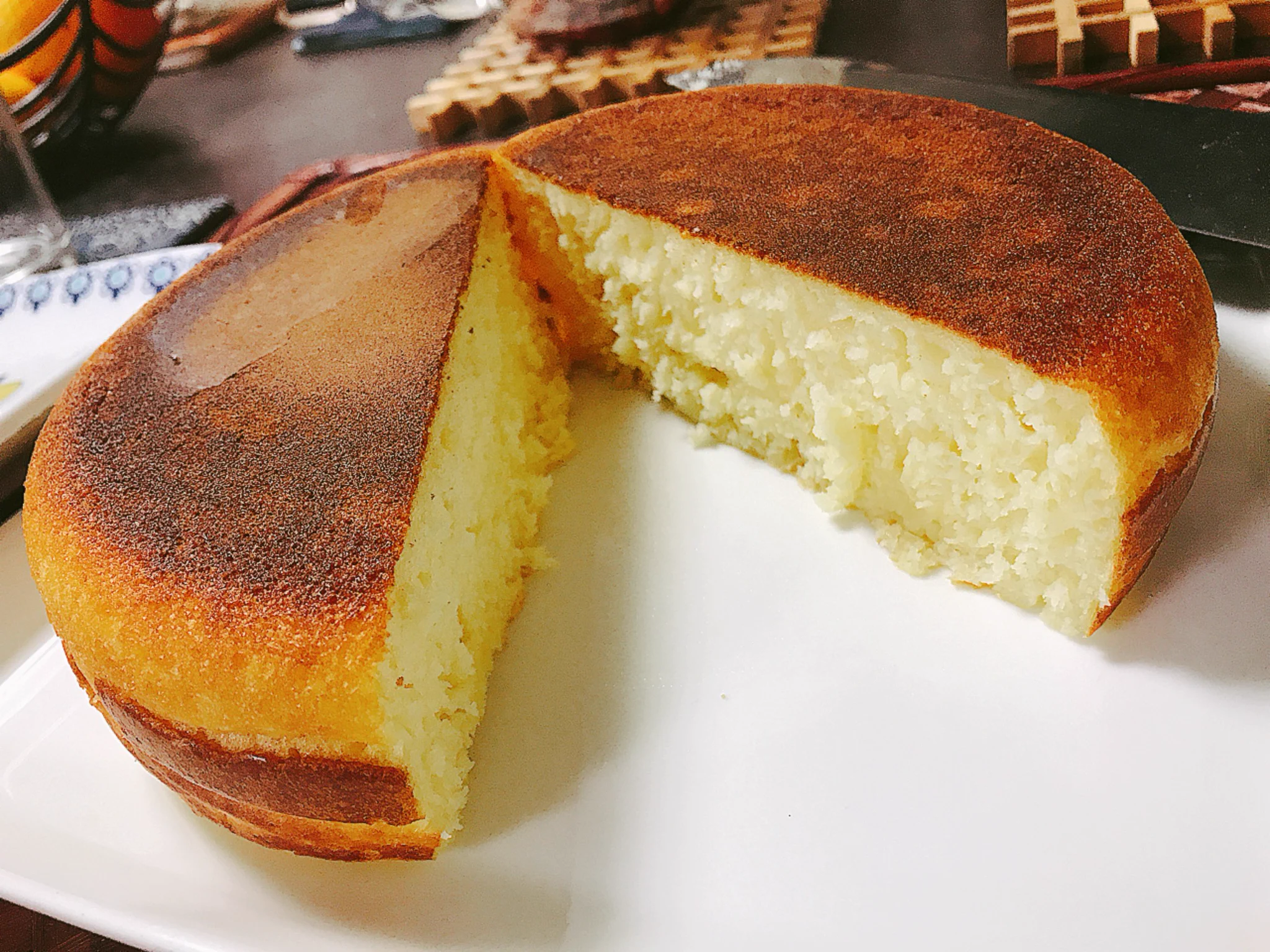 ちょい足しで簡単に作れる？分厚くてふわふわなパンケーキの作り方！