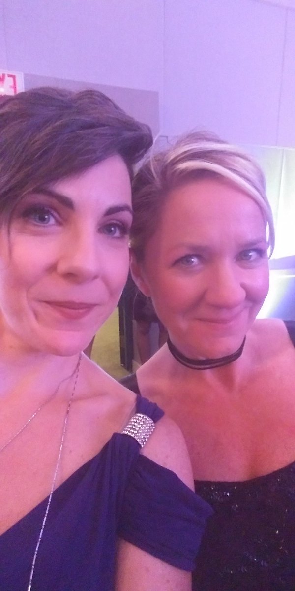 SadieHunter's tweet image. Such a fun night at #kambizawards! Thanks @kicpeople for letting me crash your table, I had a ball 😎