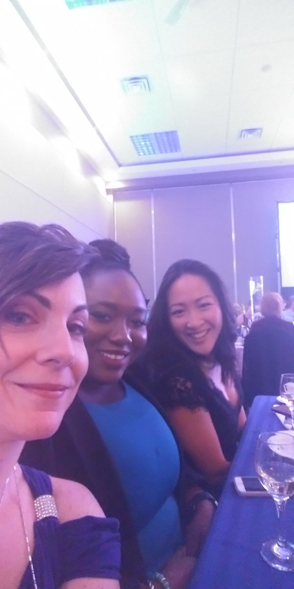 SadieHunter's tweet image. Such a fun night at #kambizawards! Thanks @kicpeople for letting me crash your table, I had a ball 😎