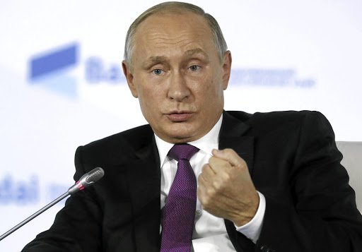 TimesLIVE's tweet photo. Putin tells Zuma to toe the line https://t.co/VlfRVUxAR7 https://t.co/GfaAhg6DZR