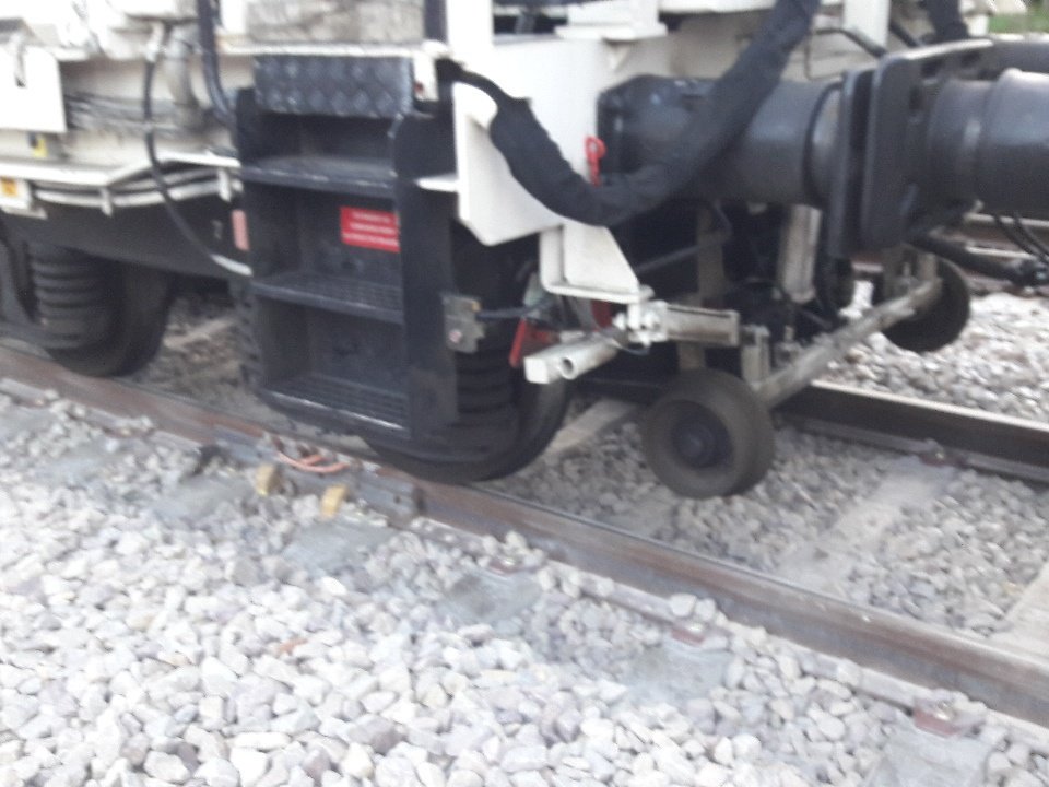 PPainset's tweet photo. RAMBOUILLET 2017 #VIGIRAIL
INNOVATION SDP(Stabilisateur Dynamique Partiel) sur ADV fraîchement renouvelé https://t.co/fV8N5cTiee