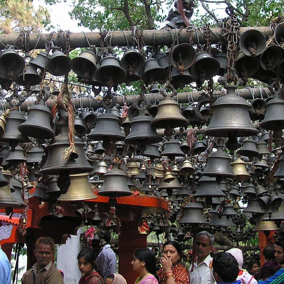 throbbingmind's tweet photo. A temple of bells @uptourismgov @parnashree19 @asoulwindow @LyfInTransit @artisdiary @yayavaree @rananth @manjulika5
https://t.co/ZpgcOwMaRb https://t.co/1MLdhhxyA2
