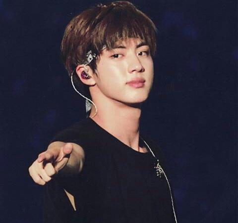 Jeonkook002's tweet photo. Our worldwide handsome! bless your eyes! https://t.co/6Axktf9CrH