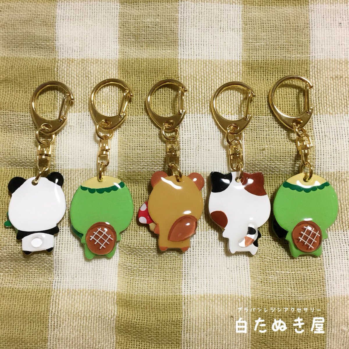 白たぬき屋 みほ En Twitter キーホルダーの後ろ姿へのこだわりっ 白たぬき屋 プラバン レジン