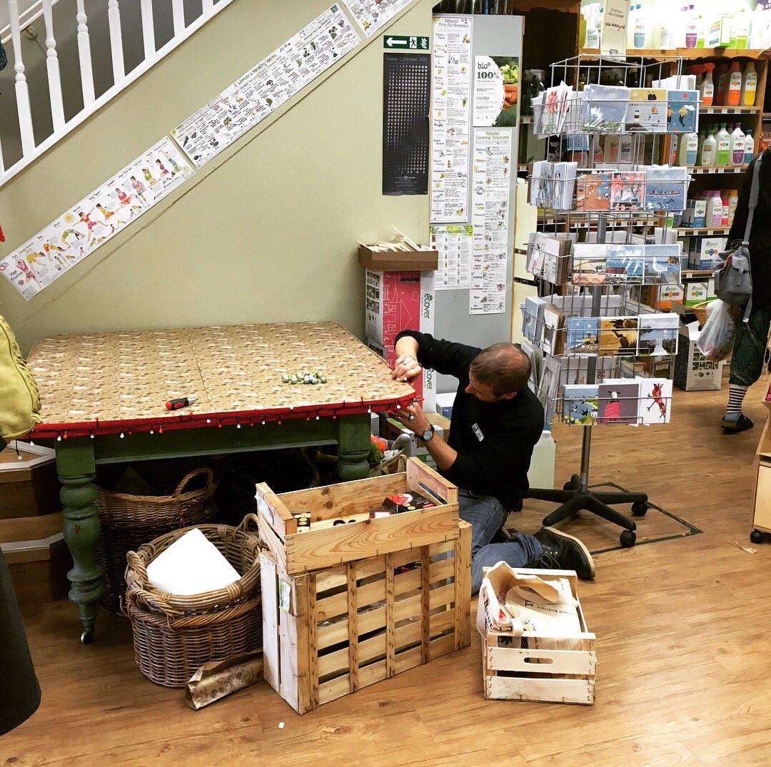 NaturalStoreFHS's tweet image. Manager Rob brings the festive feel to our Falmouth store with his fab Christmas display 🎄✨😀 #LoveNatStore #ChristmasIsComing #FestiveTreats