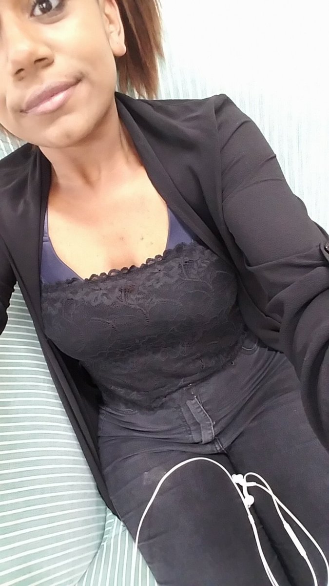 deathbeana's tweet photo. #selfiespree https://t.co/9iS95VIz5G