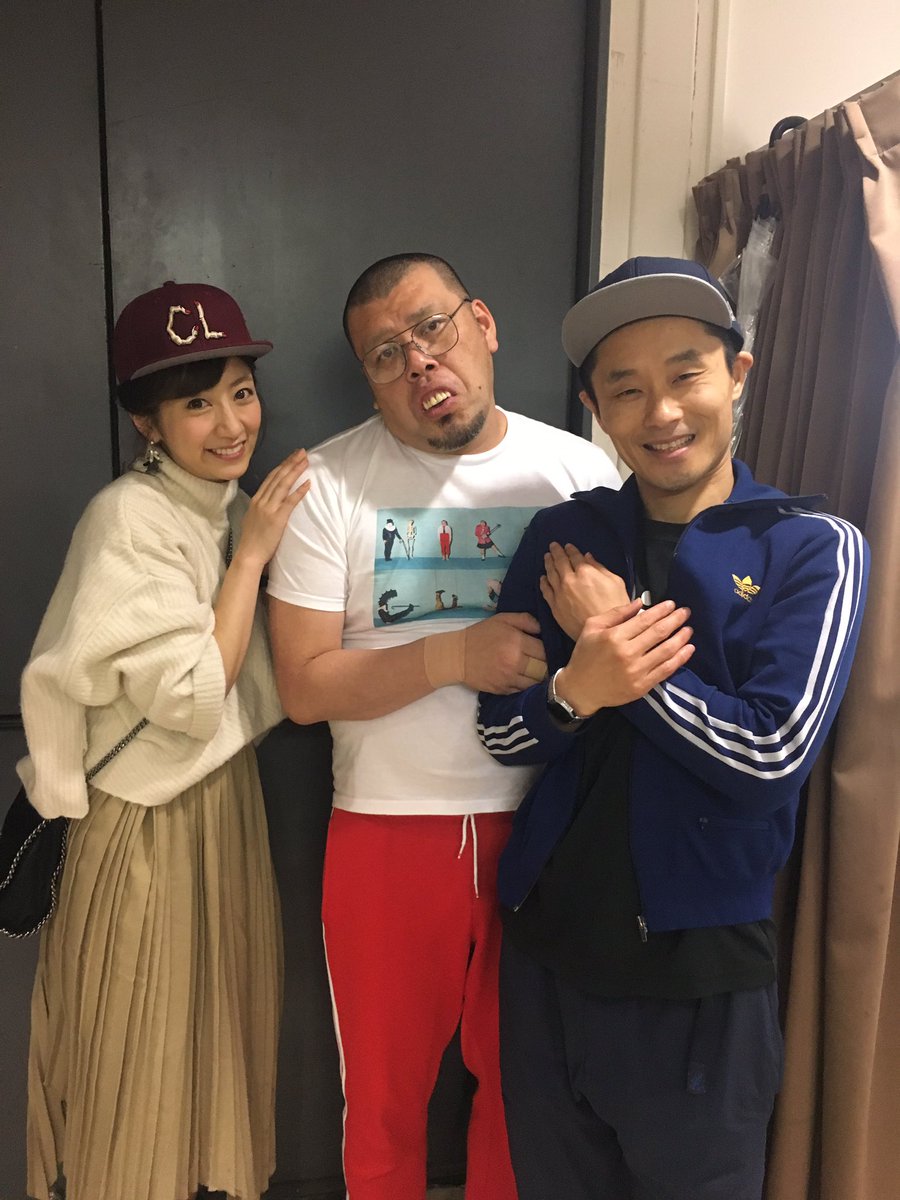 坂本麻子 Asakosakamoto ベンジャミンボーナスのはぶさんもいらっしゃったので お洒落なバーガンディのくっきーさん帽子被って くっきーらんど