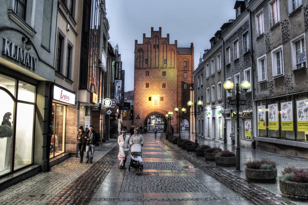 Bart_Wielinski's tweet photo. 🇵🇱🏠🏛🏠 The #Obertor, the #High #Citygate in #Olsztyn #Poland, one of many #gothic #monuments there #Wysokabrama
#ci… https://t.co/nNwCHyM5qd https://t.co/n0Bq7dVzsF