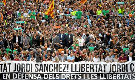 naiz_info's tweet photo. @gara_iiriondo Atxiloketen aurka, 155aren aurka... eta errepublikaren alde https://t.co/KMciAcw9uo
@iontelleria ren kronika https://t.co/WzcyH90MeQ