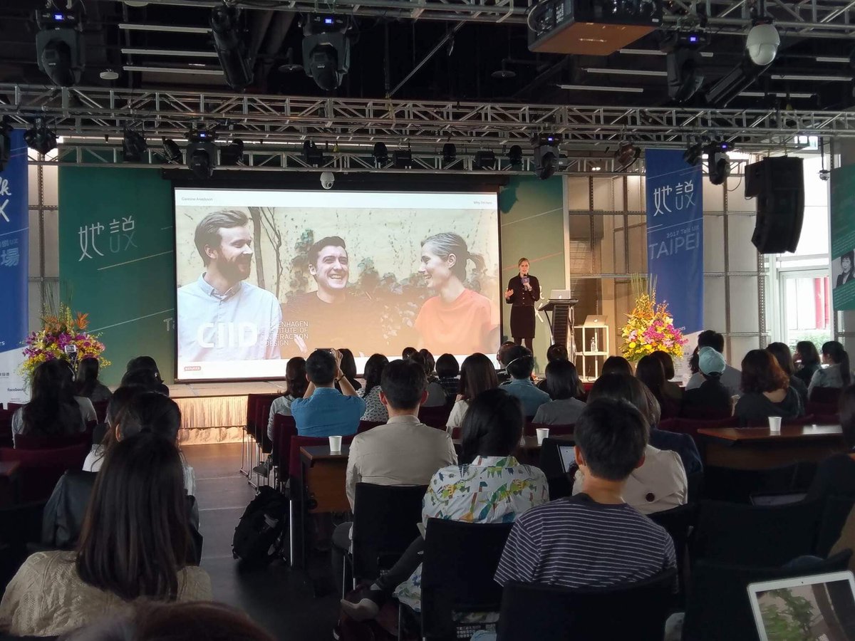 Refugee_Text's tweet photo. So proud to present Reugee Text @talkux in Taipei! Thank you @LadiesthatUX for an fantastic event! https://t.co/I7fnW7ijFm