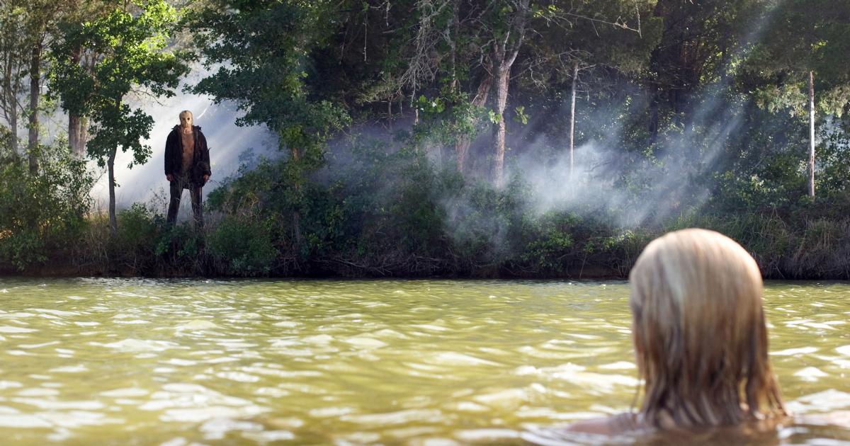 movtime6's tweet photo. Frightening real and fictional towns from horror movies #movie https://t.co/1mqbIknviK https://t.co/myu7LWPeKp