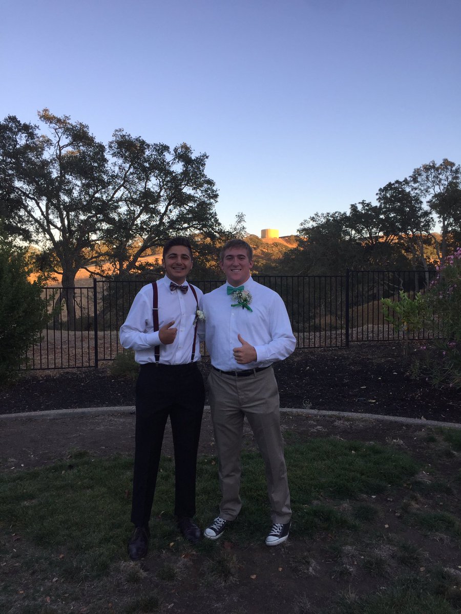 ZachKolia's tweet photo. Big ballers only. We coming https://t.co/hSKBctx3a6
