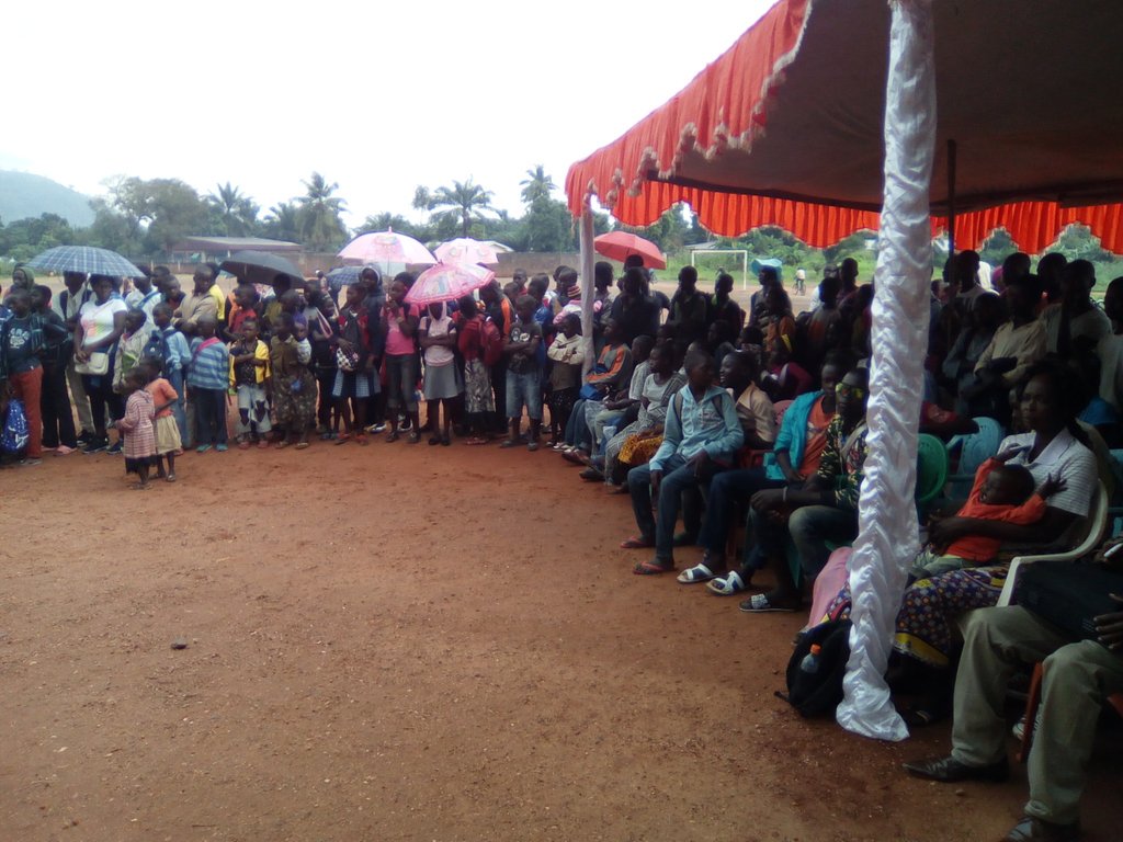 AfriyanRca's tweet photo. Journée d'exposition et d'atelier sur les canaux et outils à  l'information de la santé sexuelle et reproductive des adolescents et jeunes. https://t.co/uQOo8f7U7H