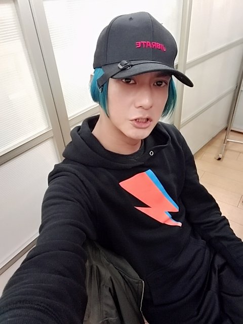 MAKOTOKOSHINAKA's tweet photo. インストアイベント新宿

沢山来てくれてありがとう★ https://t.co/RET4l8HRco