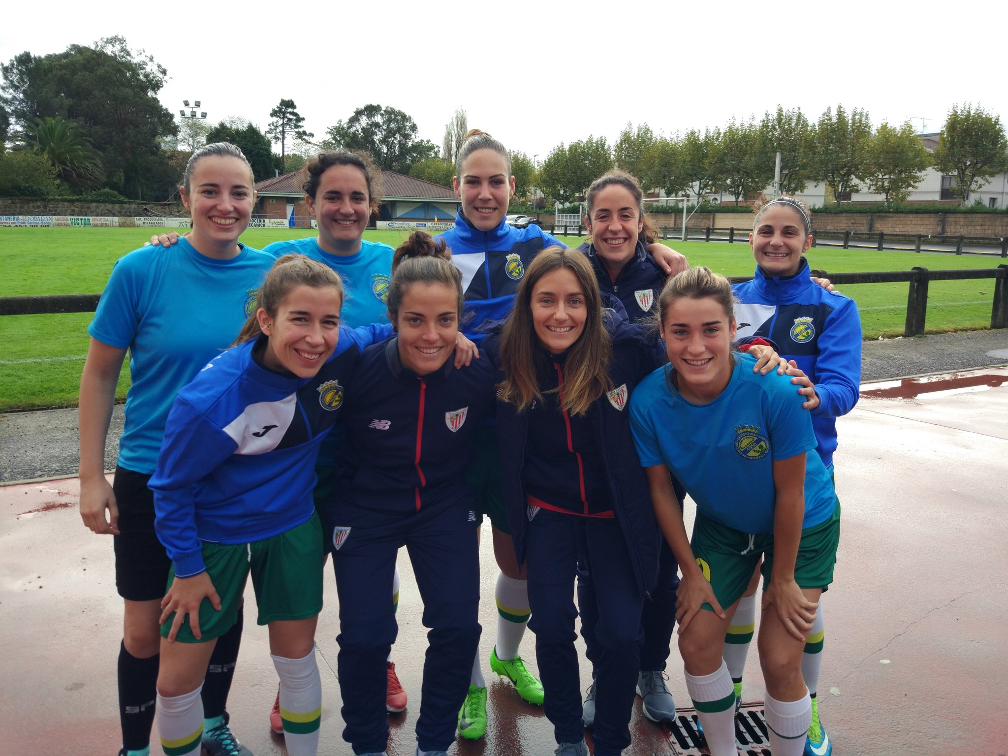 تويتر S D San Ignacio Femenino على تويتر 1 Hora Para El Comienzo Del Amistoso Las Jugadoras De Ambos Equipos Contando Viejas Anecdotas Esto Es Lo Bonito Del Futbol Go Sani Go