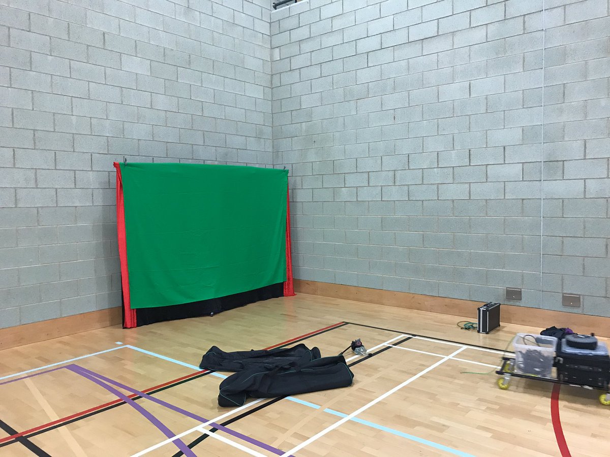 JoeStirling23's tweet photo. Production team setting up. #GoGoKnights #EKL @EnglandKorfball @KnightsKorf https://t.co/xgOr1JkN80