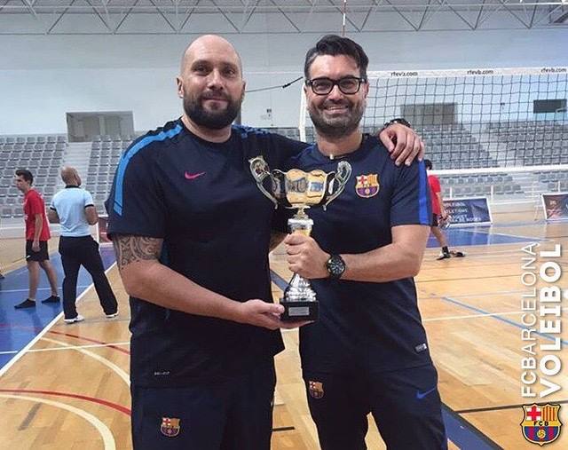JMoragon9's tweet photo. #DATOvoley| David Lorente (@FCBVolei) y Marcelo De Stefano (@cveivissa) cumplieron 25 partidos con sus respectivos clubes en #SuperligaVoley https://t.co/WK10yYezkJ