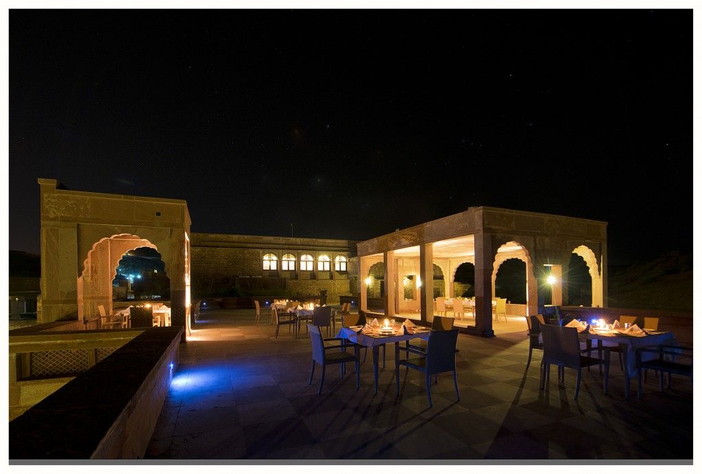 rockstays's tweet photo. "Grand palace situated in the vast desert of Rajasthan
₹9,996"
https://t.co/TUQzsjTxLO https://t.co/x4NUzocPkk