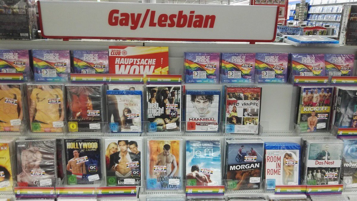 Zentasart's tweet photo. @BryanFuller I don't think that the guy who put Hannibal there actually watched the show. So I did what was necessary. https://t.co/uLHC7lkTrC