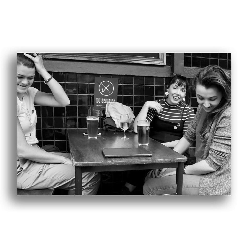 fn2234's tweet photo. Pub scene, Saturday afternoon, Surry Hills. #australia #sydney #surryhills #crownstreet #clockhotel #street #stree⦠https://t.co/U9E9j95Z7S https://t.co/w0sRLkUlPG