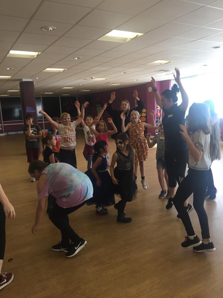 MyLeisureWorld's tweet photo. It's not too late to get the kids booked onto our #OctoberHalfTerm activities! From JUST £5.40 💦🌞
#KidActivites #Thingstofdo #Colchester https://t.co/IHQ2RanIZ3