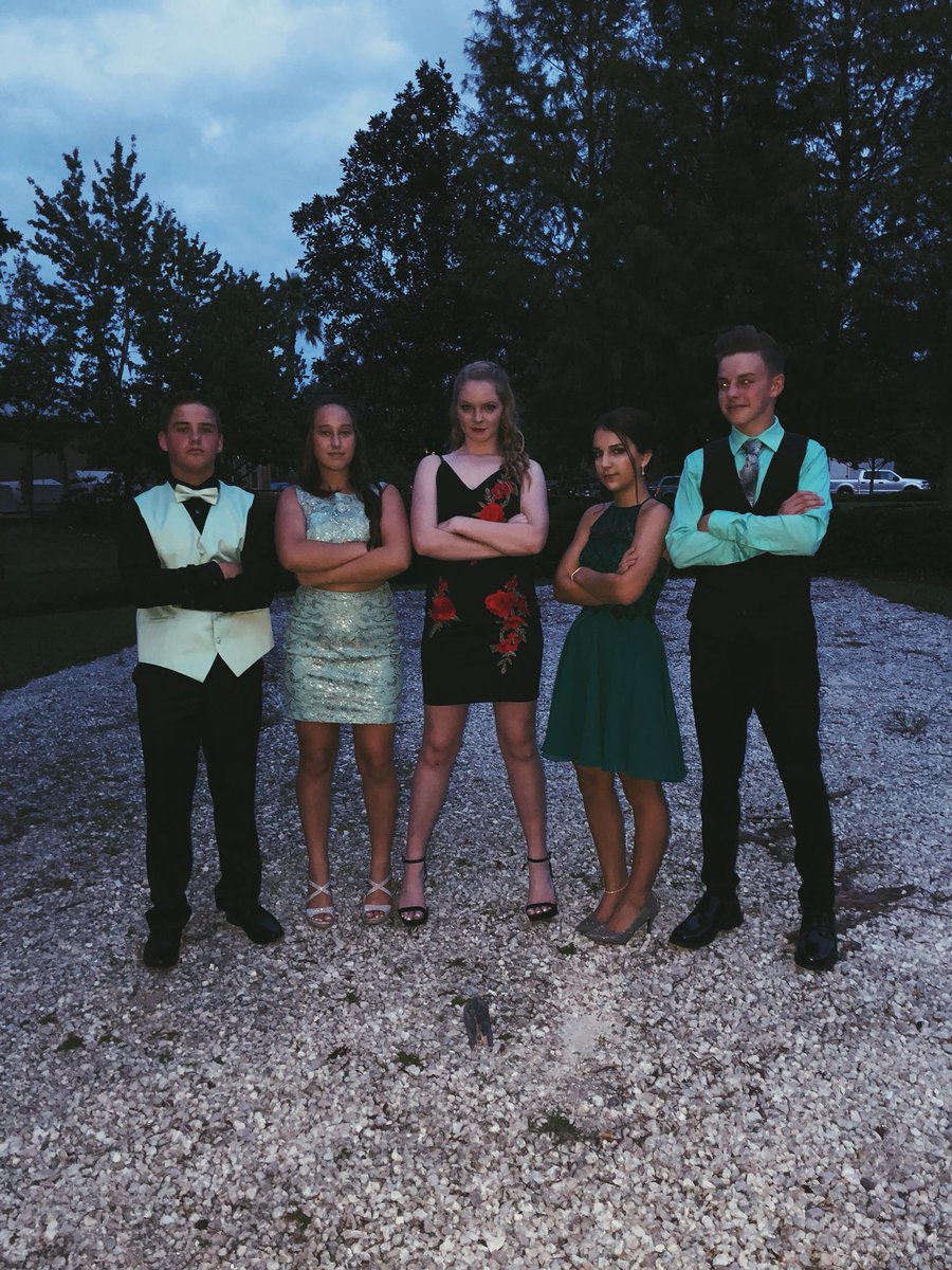JenniiPeake's tweet photo. this was a gr8 night 💕 #RRHoco @rrhsknights https://t.co/CIYRxzSC4x