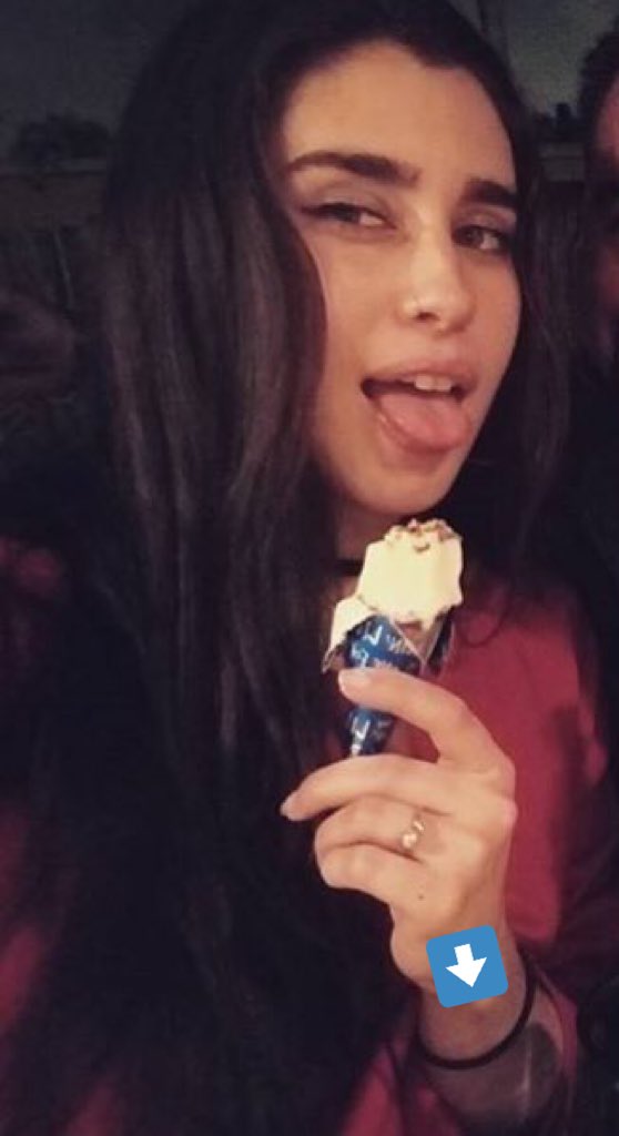 cabelloartois's tweet image. Surpresa ? nem fico mais