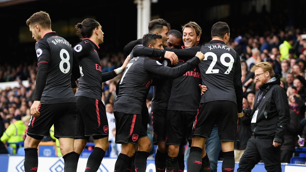 ArsenalFansPost's tweet photo. Premier League https://t.co/qXRayT9z15 via @arsenalnewspro https://t.co/lt8YXAHTYZ